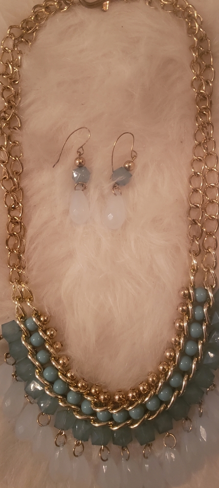 Green Lucite Gold Tone Necklace and Earring Set